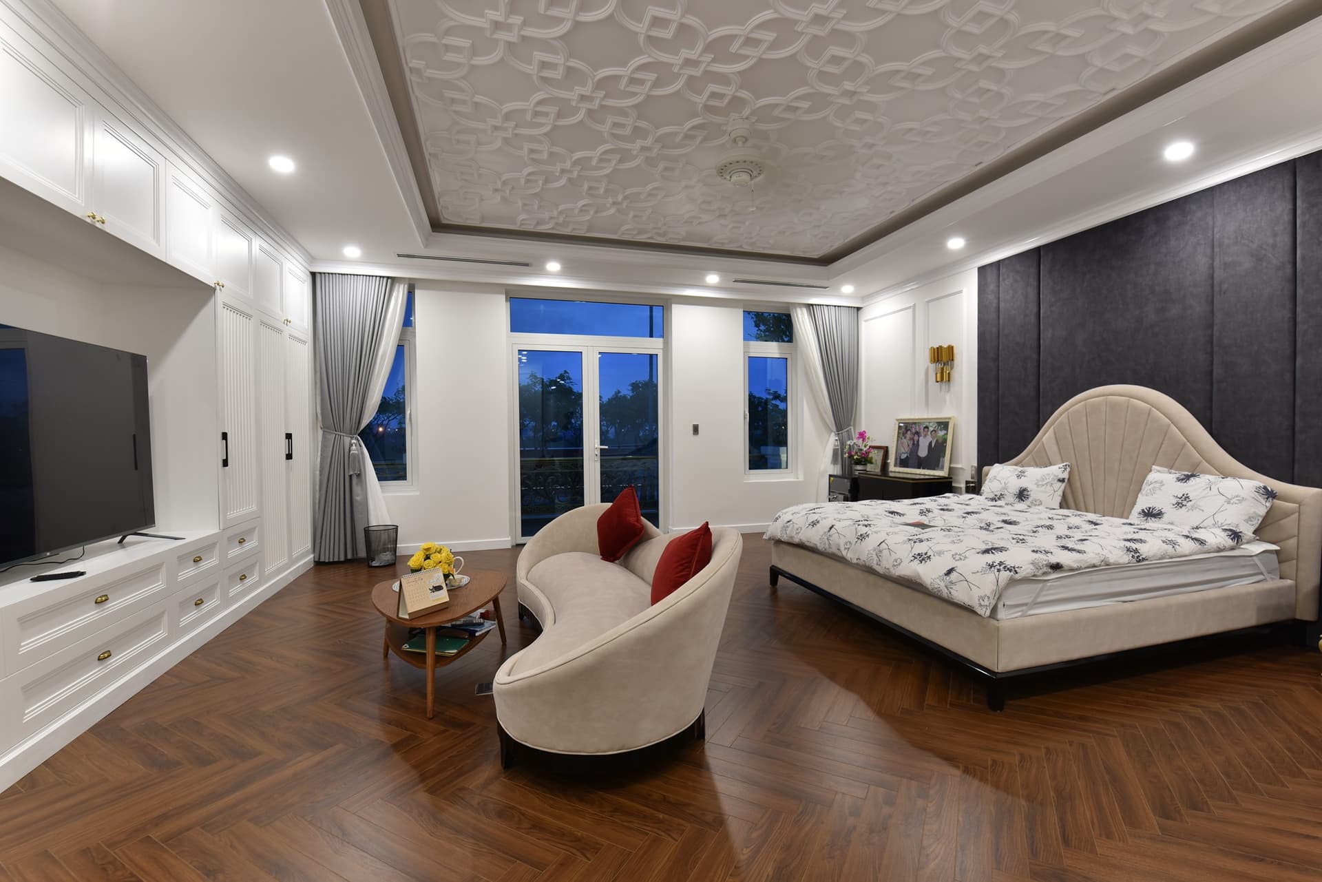 Interior #13