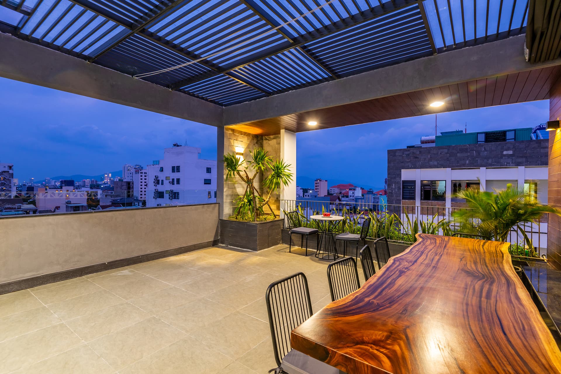 ZED Studio — Nhiếp ảnh kiến trúc & lưu trú cao cấp tại Đà Nẵng